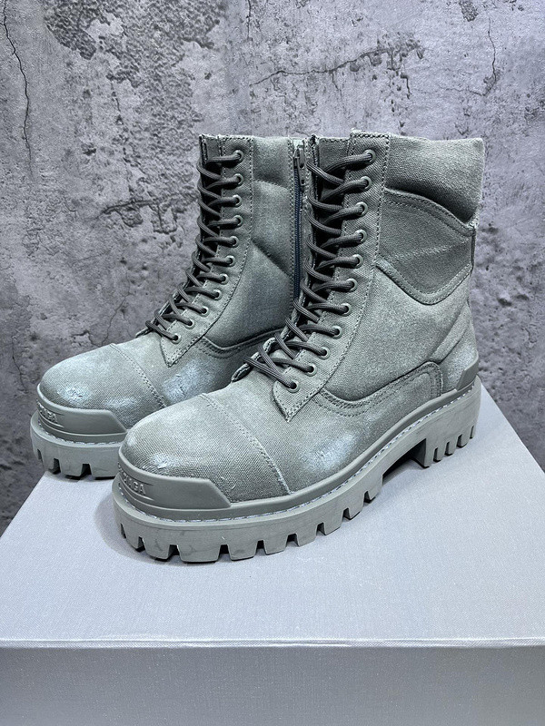 Ba*len*cia*ga boots