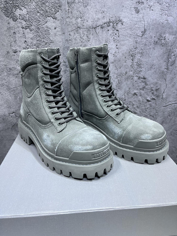 Ba*len*cia*ga boots