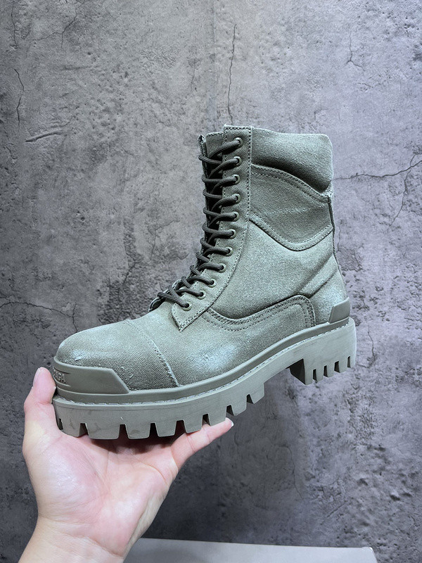 Ba*len*cia*ga boots