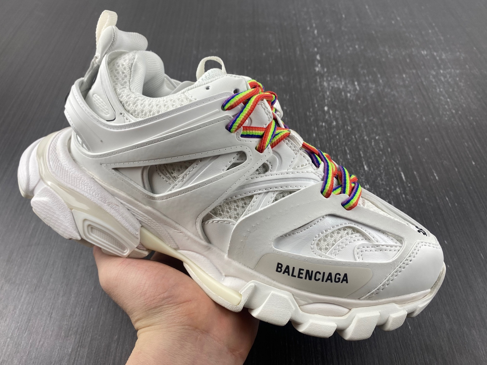 Ba*len*cia*ga track 542436 w3rm1 9081