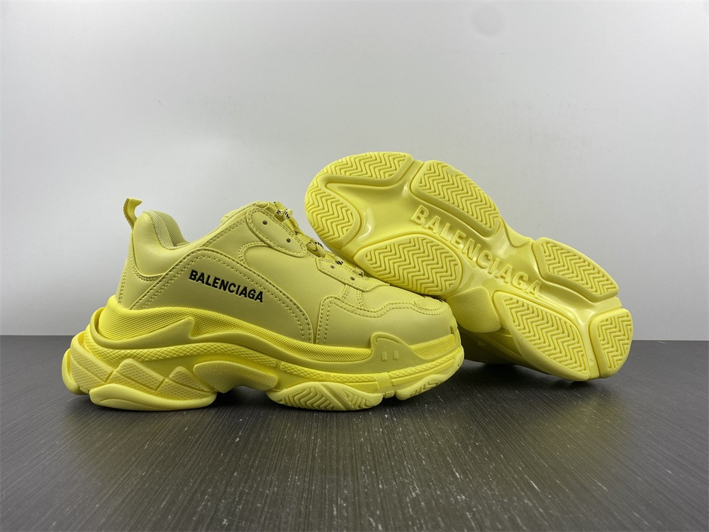Ba*len*cia*ga triple s 524039 w1fb5 2308 33
