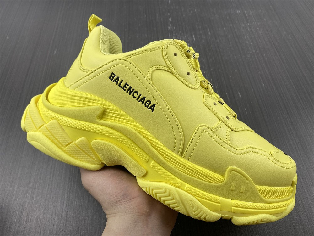 Ba*len*cia*ga triple s 524039 w1fb5 2308 33