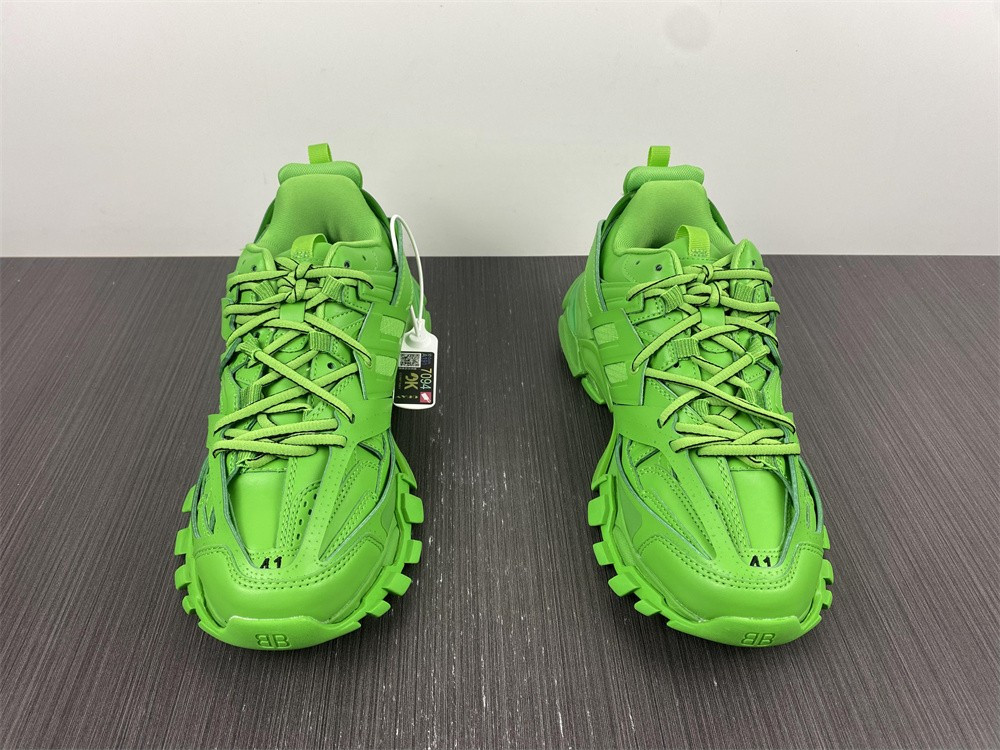 BLCG Track 3.0 542023 W2LB1 3051
