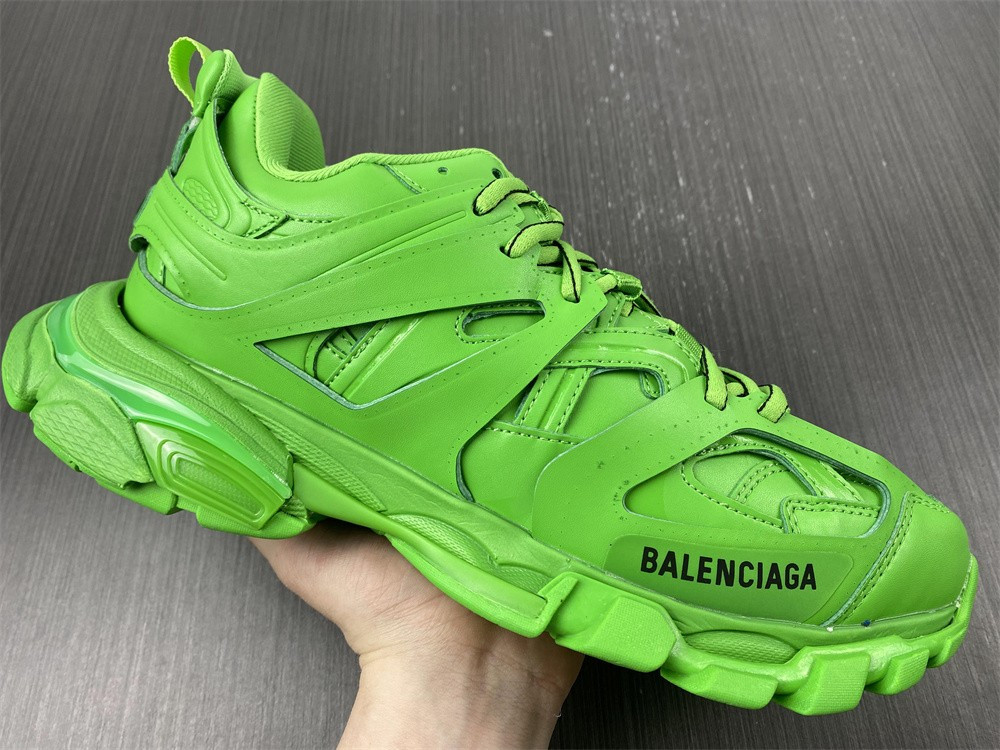 BLCG Track 3.0 542023 W2LB1 3051