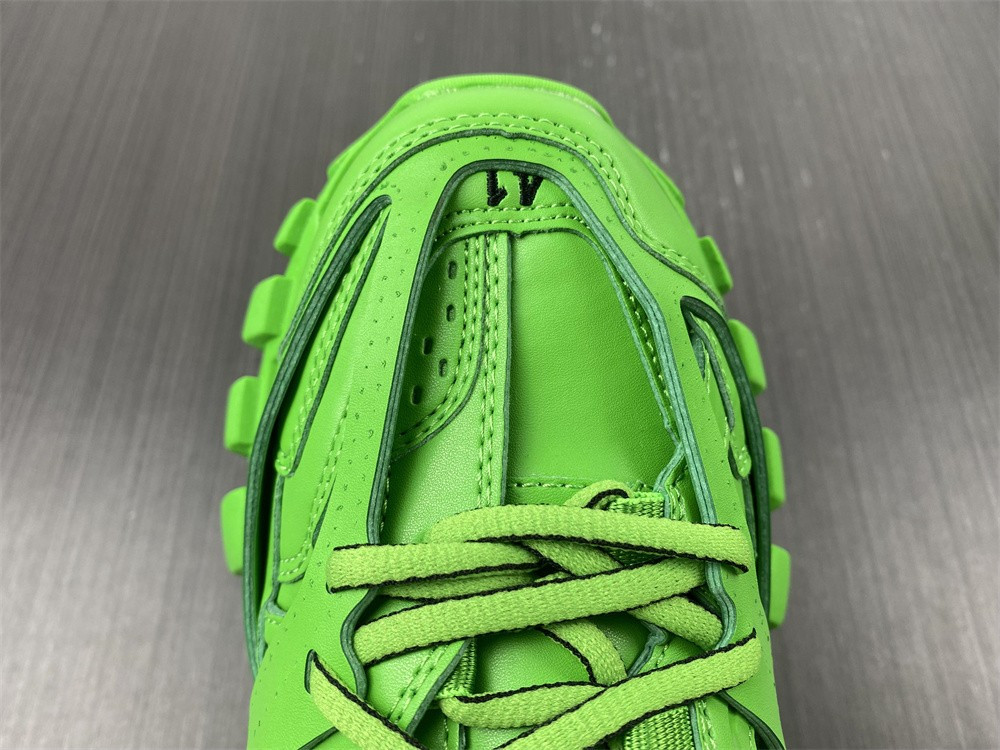 BLCG Track 3.0 542023 W2LB1 3051