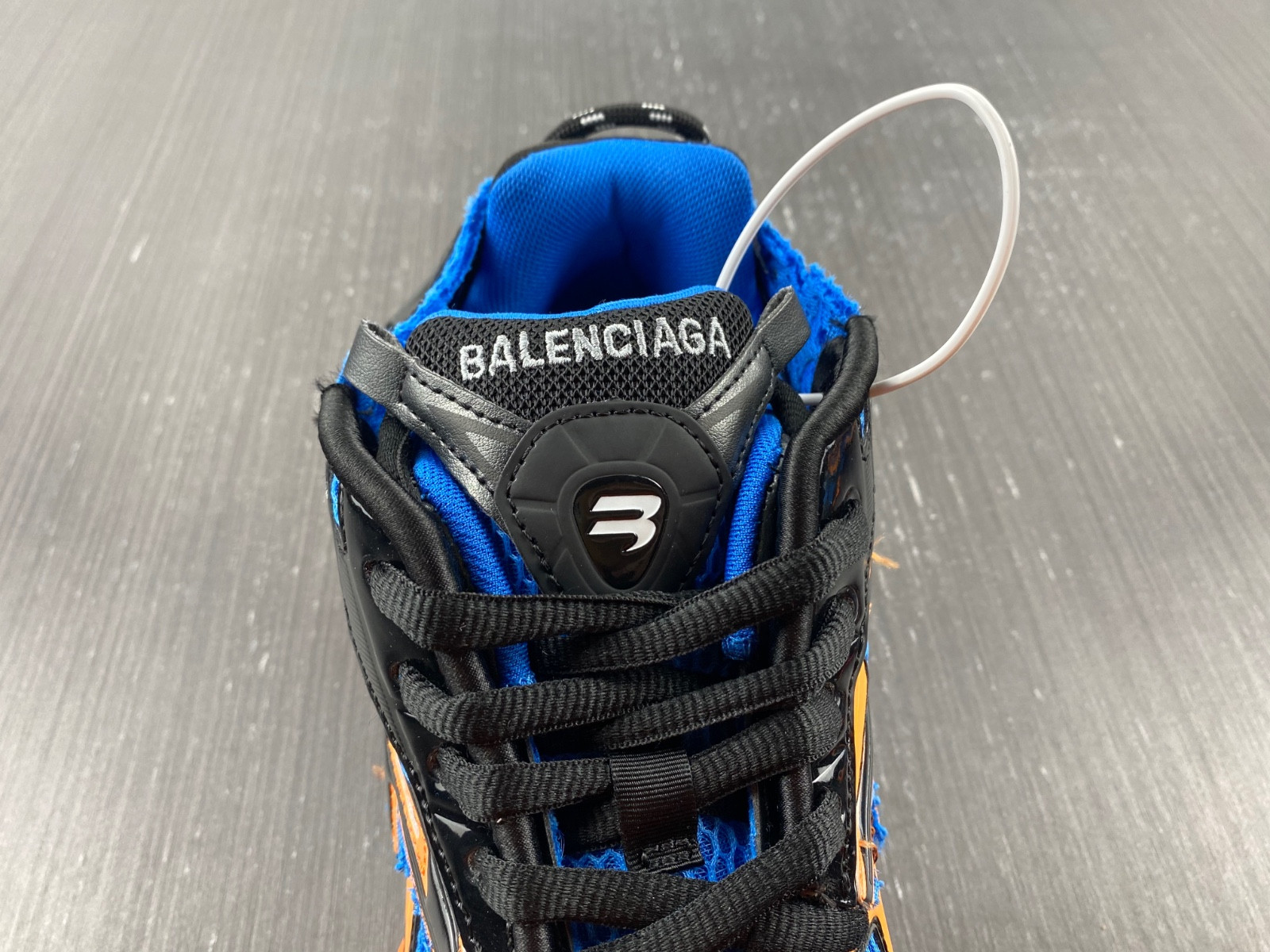 Ba*len*cia*ga runner 677403 w2rb1 1120