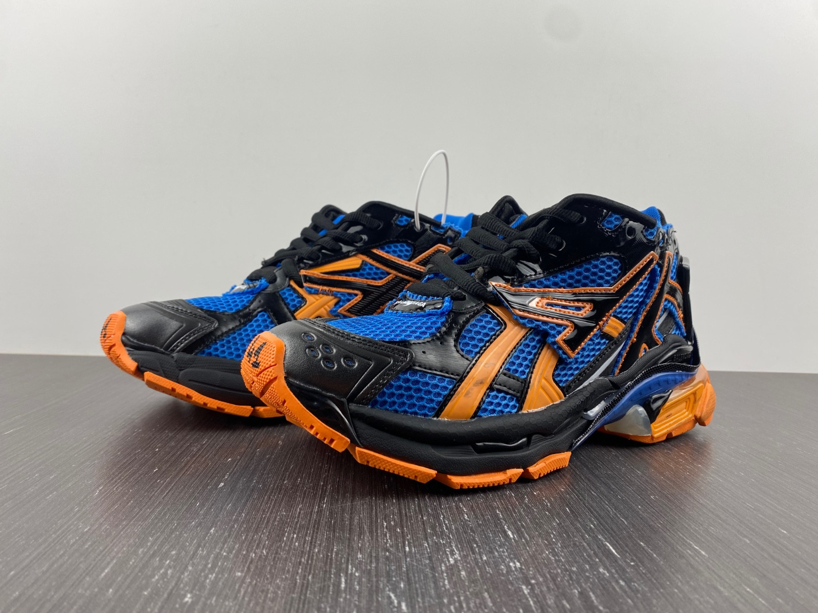 Ba*len*cia*ga runner 677403 w2rb1 1120