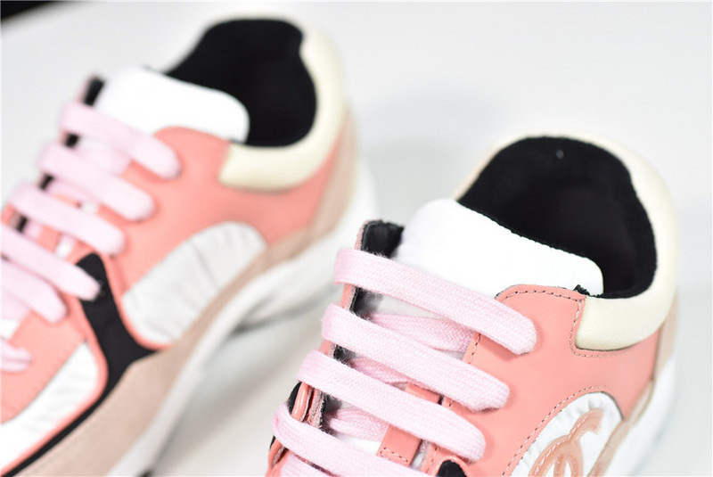 CNL Sneakers