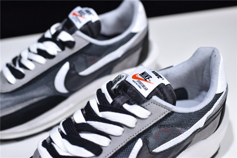 Sacai X Nike LD Waffle 