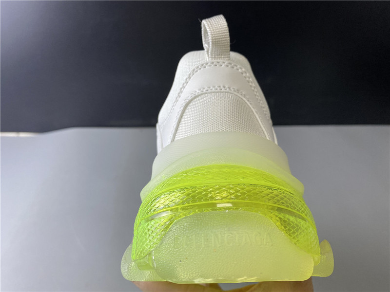 BLCG Triple S 544351-W09O1-0828