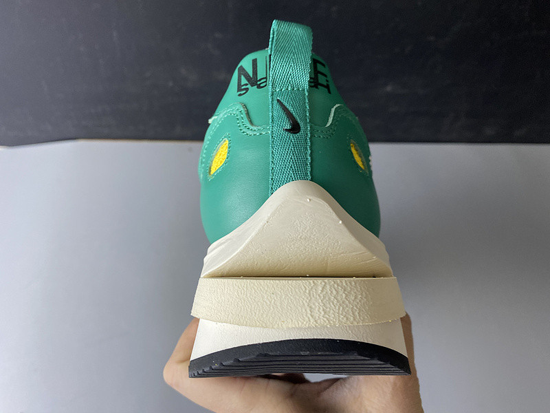 Sacai x Nike Pegasus VaporFly SP CI9928-300