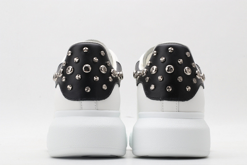 MQ Sneakers