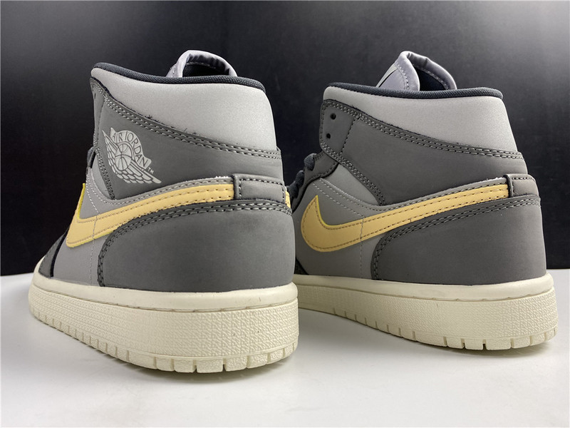 Air Jordan 1 Mid Grey Onyx (W) BQ6472-020