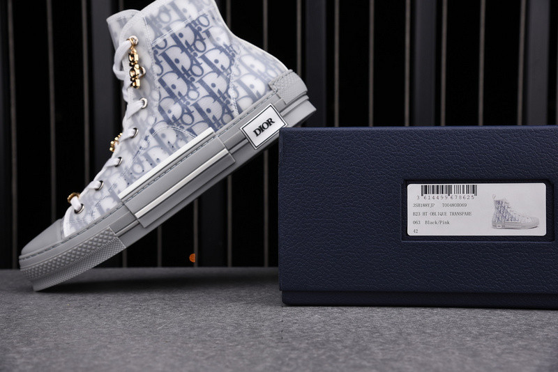 DR B23 High Top Sneaker