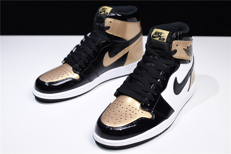 Air Jordan 1 Retro High Glod Toe 861428-007