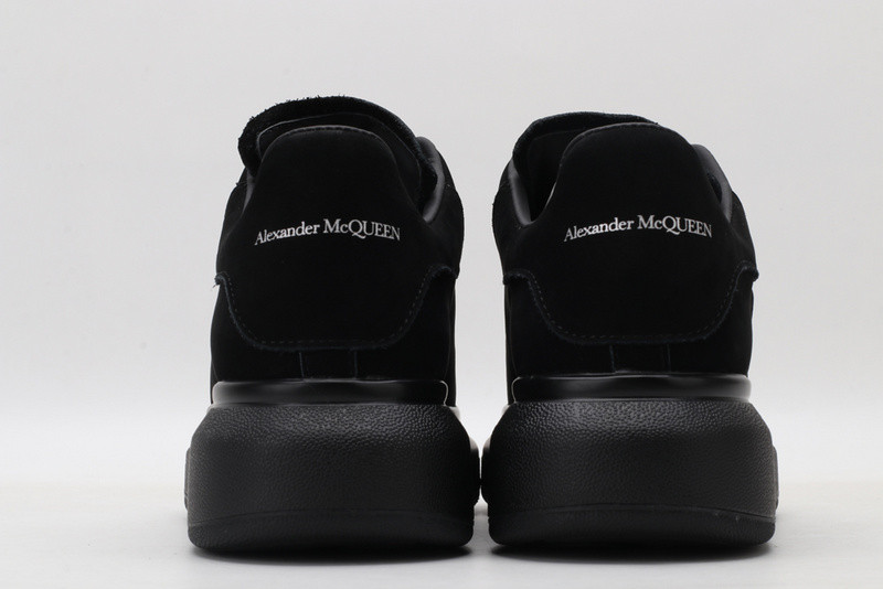 Alexander McQueen Sneakers 575412WHVIW1069