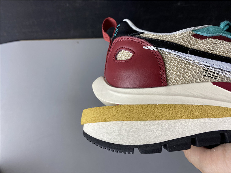 Sacai x Nike Pegasus VaporFly SP CI9928-301
