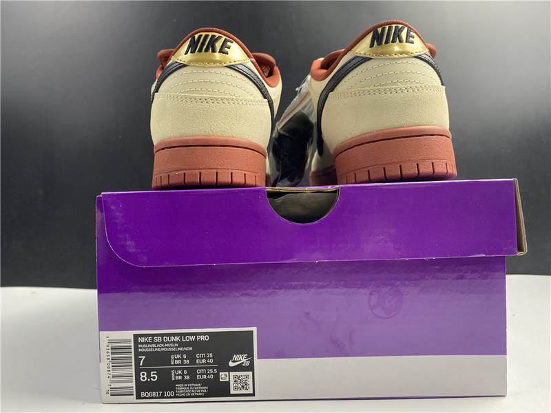 Nike SB Dunk Low "Muslin" BQ6817-100