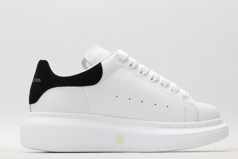 MQ Sneakers