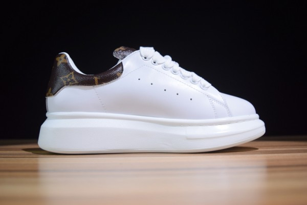MQ Sneakers