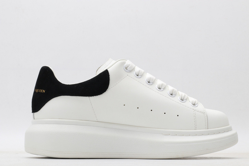 MQ Sneakers