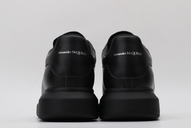 MQ Sneakers