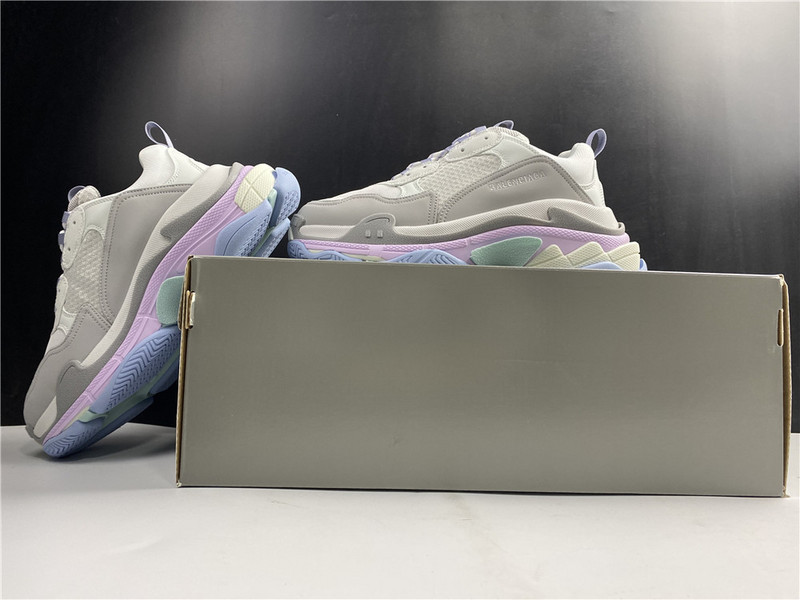 BLCG Triple S 536737-W2FW1-1977