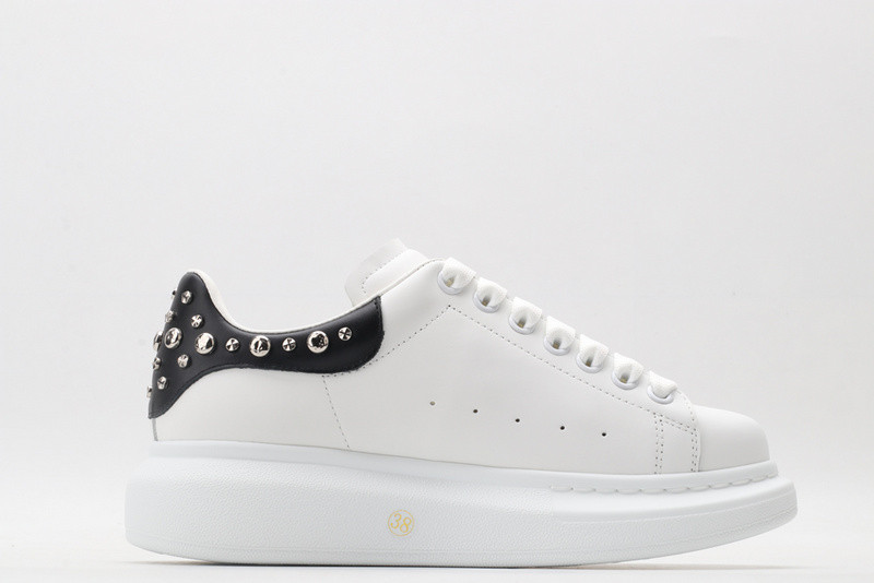 MQ Sneakers