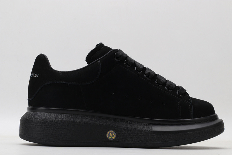 Alexander McQueen Sneakers 575412WHVIW1069