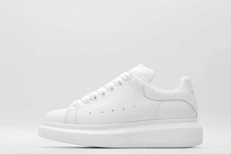 MQ Sneakers