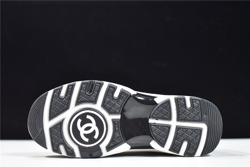 CNL Sneakers