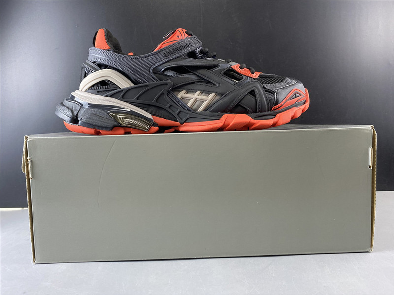 BLCG Track 2.0 570391-W2GN1-2002