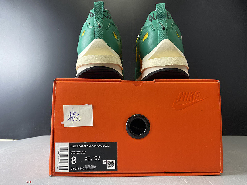 Sacai x Nike Pegasus VaporFly SP CI9928-300