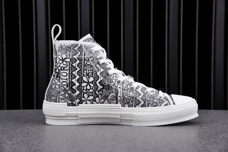 DR B23 High Top Sneaker