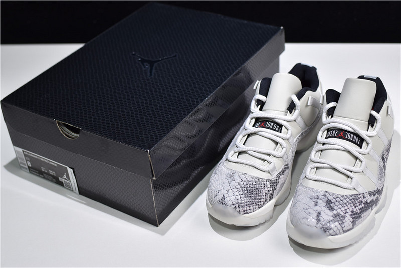 Air Jordan 11 Low SE Snake Light Bone CD6846-002