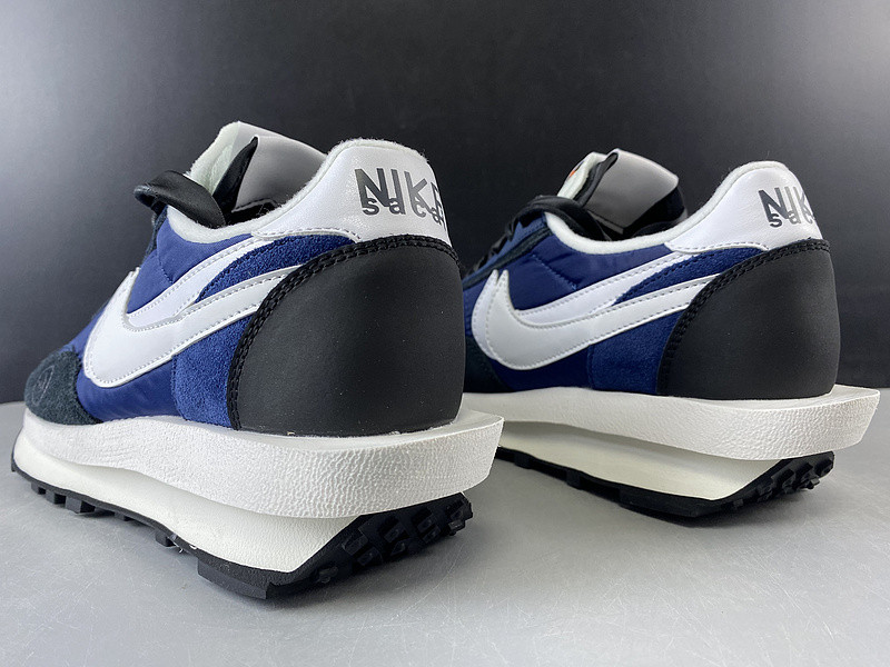 Sacai x Nike LVD Waffle Daybreak BV0073-401