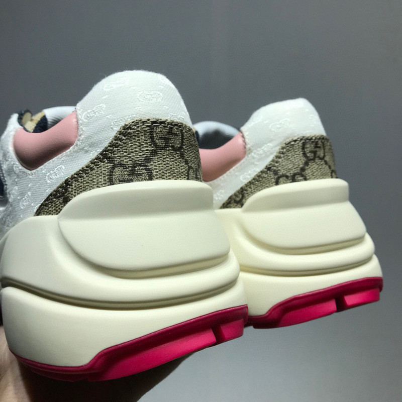 GC Sneakers