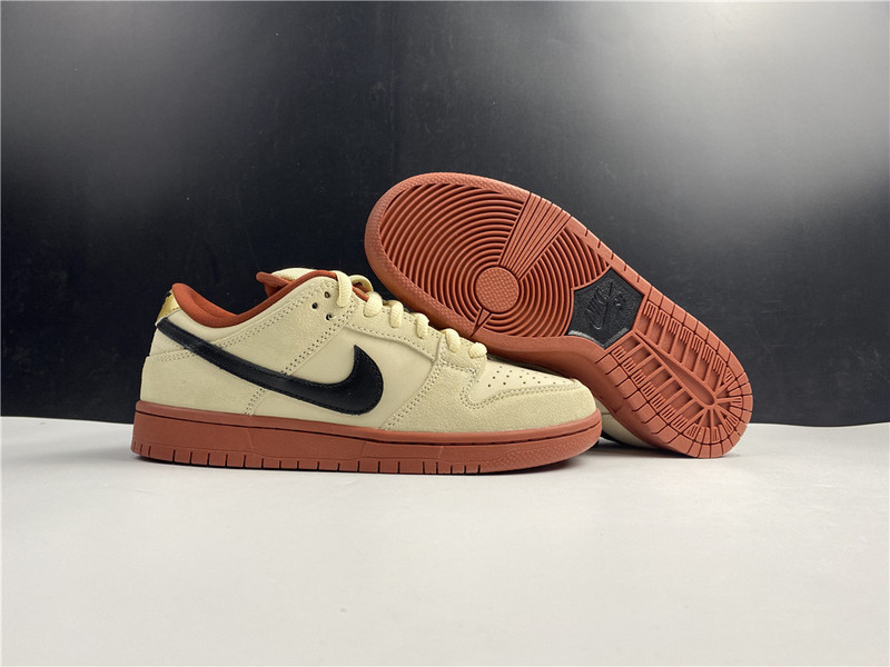 Nike SB Dunk Low "Muslin" BQ6817-100