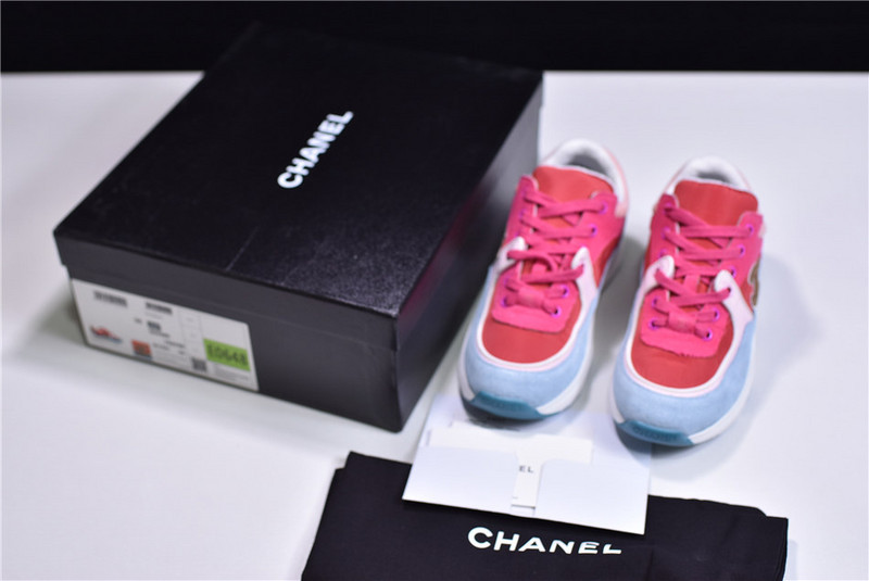 CNL Sneakers