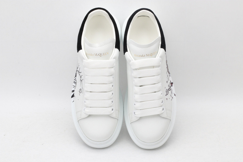 MQ Sneakers