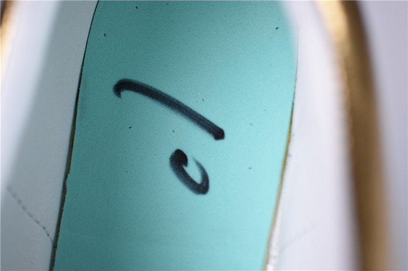MQ Sneakers
