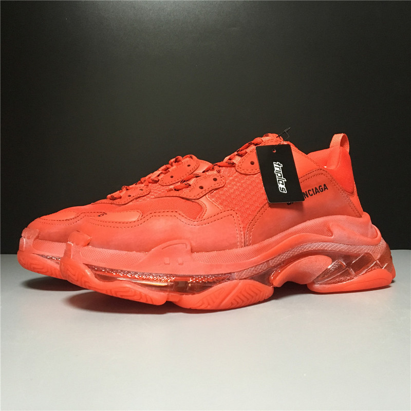 BLCG Triple S 541624-W09EO1-6500