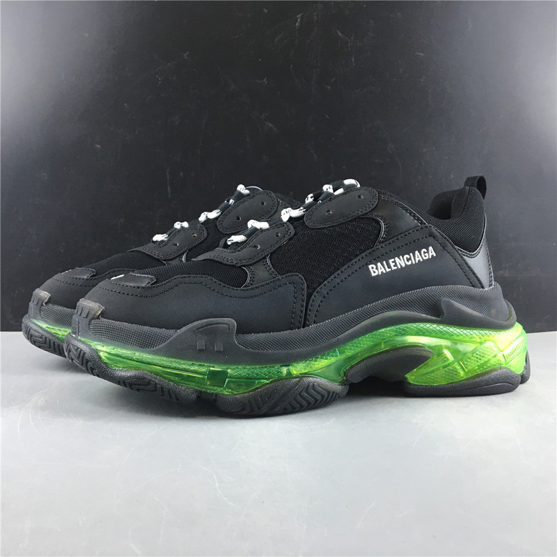 BLCG Triple S 541624-W0901-2140