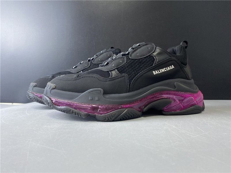 BLCG Triple S 541624-W09O1-0829