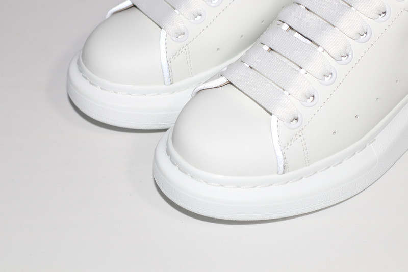 MQ Sneakers