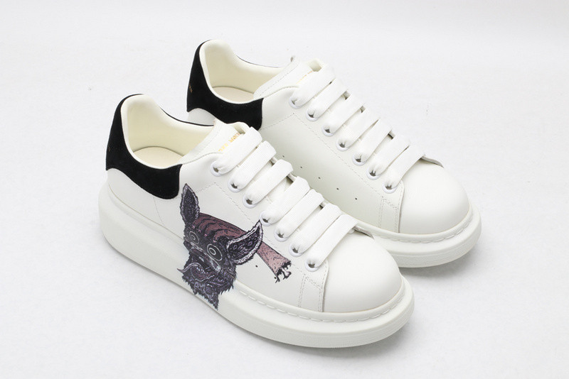 MQ Sneakers