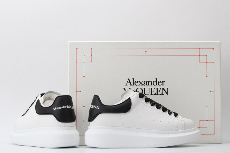 MQ Sneakers