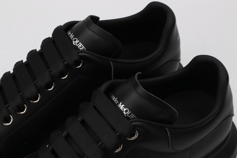 MQ Sneakers