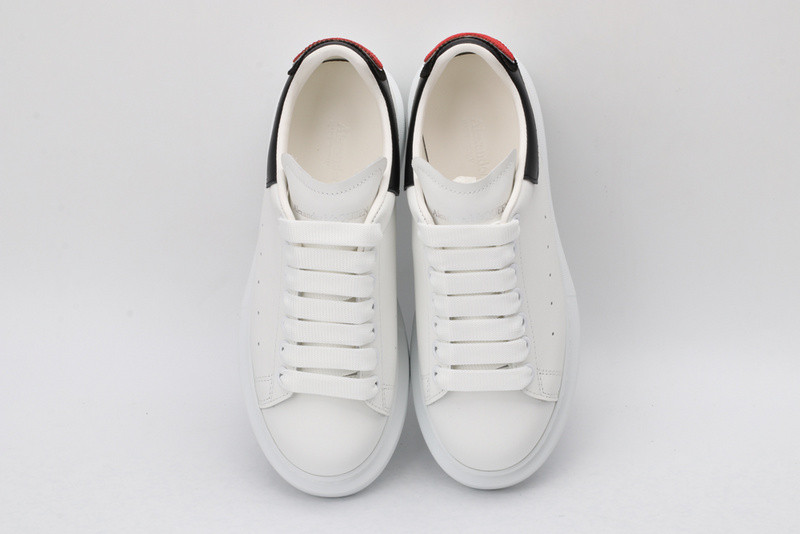 MQ Sneakers