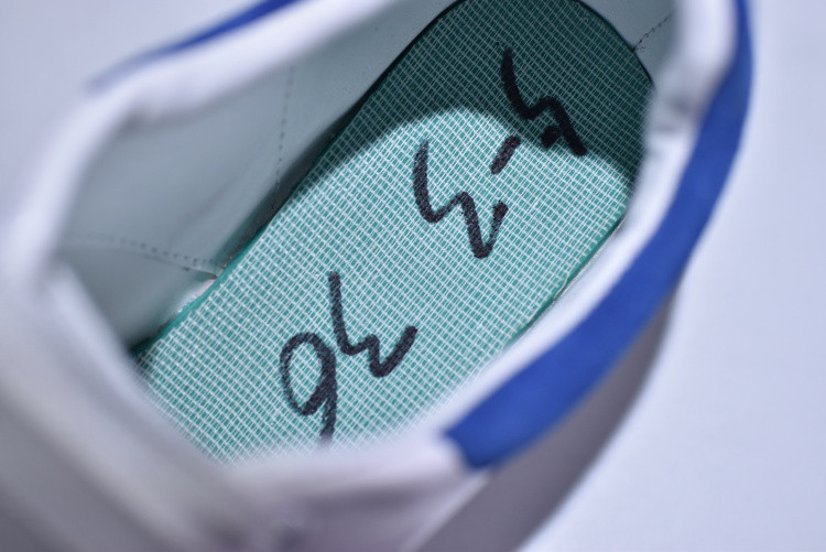 MQ Sneakers